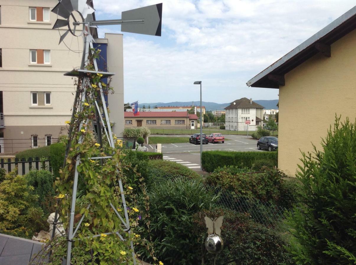 Le Nid Fleuri De Cravanche Exterior foto